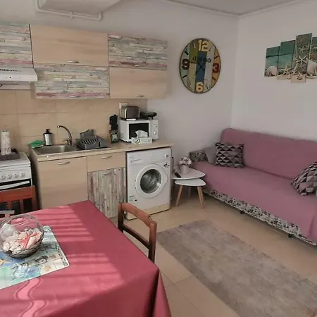 Studio Ada Summerland Apartman *